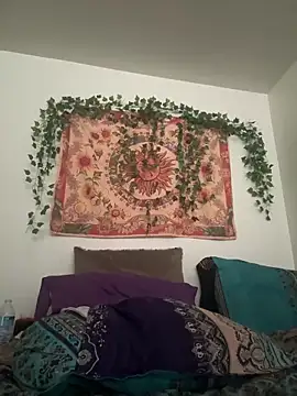 Sinsationalhoneii online show from October 20, 8:45 pm