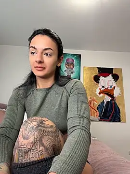 NNNoire online show from April 17, 6:15 am