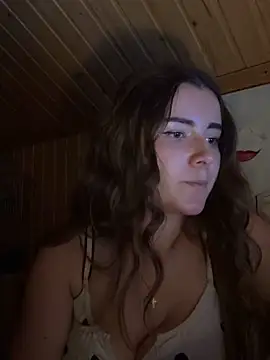 Snapshot of mewKate chatting on October 19, 3:58 pm mewKate online show from October 19, 3:58 pm