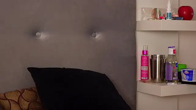 TanyaKros online show from April 19, 4:56 am