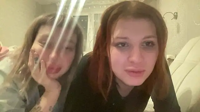 Snapshot of Gloryyaa chatting on October 18, 6:53 pm Gloryyaa online show from October 18, 6:53 pm