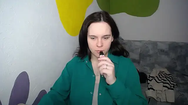 mini girly online show from January 6, 12:31 pm