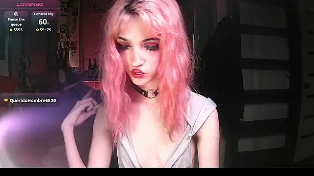 Snapshot of Ink__pleasure chatting on October 2, 3:22 am Ink pleasure online show from October 2, 3:22 am