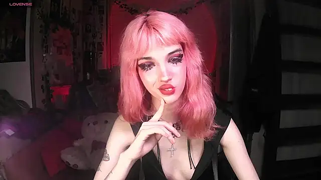 Snapshot of Ink__pleasure chatting on October 27, 11:21 pm Ink pleasure online show from October 27, 11:21 pm