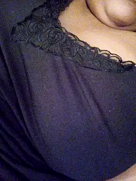 Snapshot of Samara-Bella chatting on October 25, 5:09 pm Samara-Bella online show from October 25, 5:09 pm