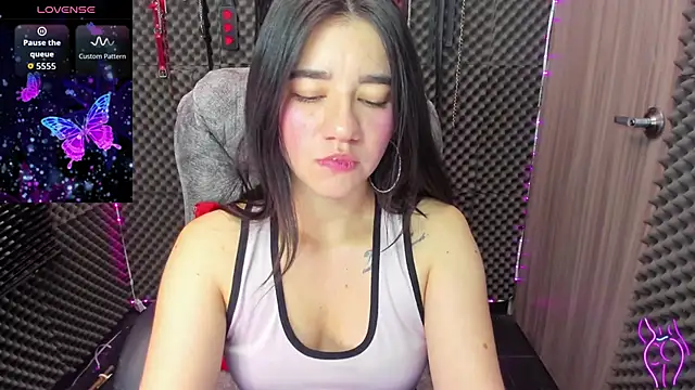 lilihot  online show from September 25, 2:38 pm