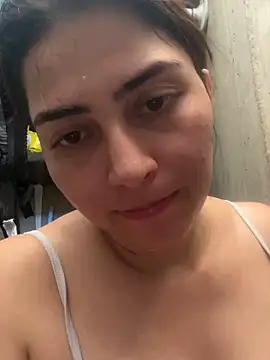 Snapshot of Cami- chatting on October 7, 9:30 pm Cami- online show from October 7, 9:30 pm