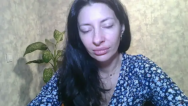 LissaBlossom online show from September 20, 6:23 am