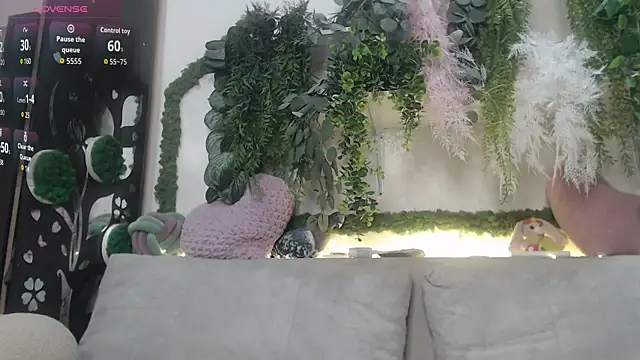 Snapshot of scyrim2 chatting on September 24, 10:14 am scyrim2 online show from September 24, 10:14 am