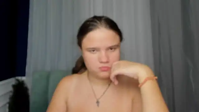 AdeleCruz online show from September 27, 12:23 pm