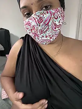 ArathyNambyarMallu online show from April 1, 3:09 pm