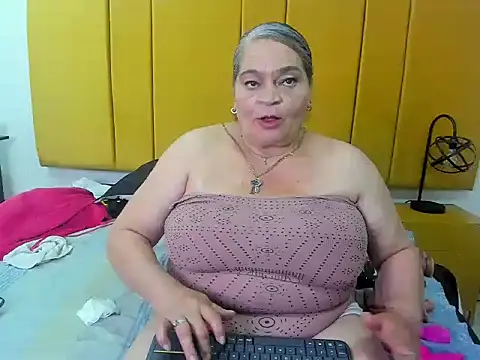 QueenMatturex online show from April 15, 7:36 pm