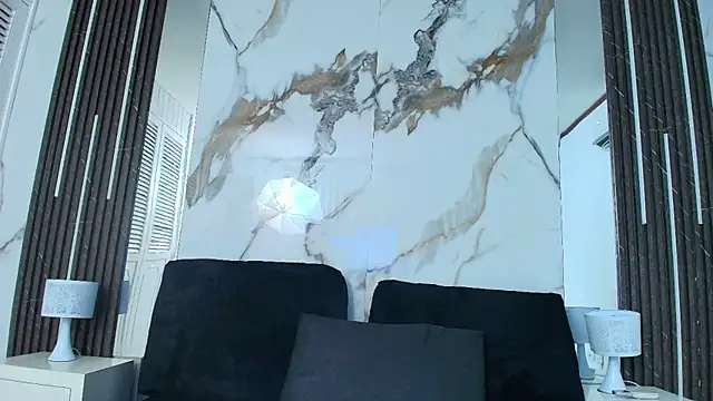 Kim Lennon online show from October 31, 8:13 pm