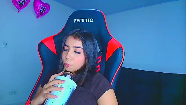 Rousse violett online show from October 15, 10:45 pm