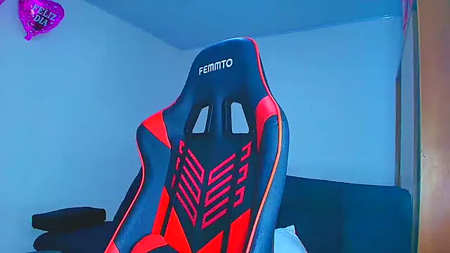 Rousse violett online show from October 10, 10:36 pm