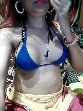 SANA-LEONI online show from November 6, 7:53 pm