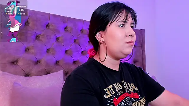 zoes milee online show from November 10, 11:38 am