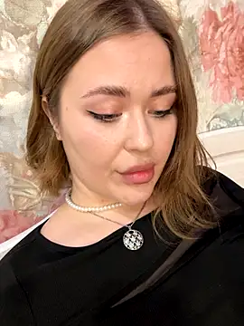 Snapshot of gi_grahams chatting on October 21, 7:29 pm gi grahams online show from October 21, 7:29 pm