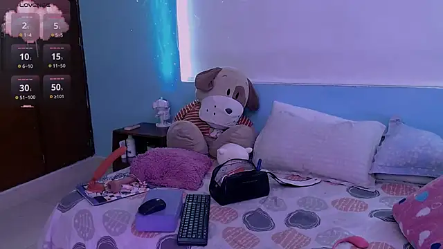 Snapshot of Mattilda_18 chatting on September 19, 7:57 pm Mattilda 18 online show from September 19, 7:57 pm