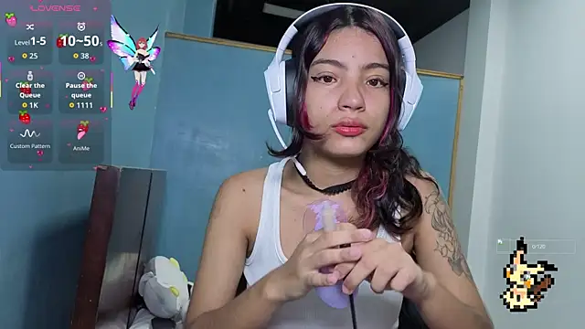 Snapshot of Lovelyamyy chatting on September 22, 6:39 pm Lovelyamyy online show from September 22, 6:39 pm