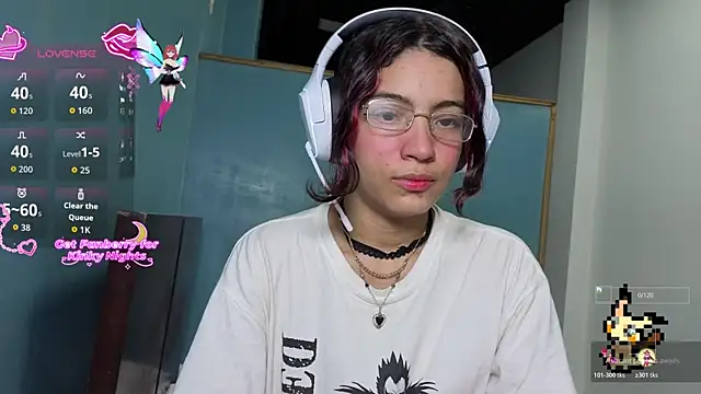 Snapshot of Lovelyamyy chatting on October 29, 10:45 pm Lovelyamyy online show from October 29, 10:45 pm