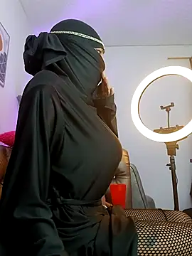 Snapshot of azahara_faraah chatting on November 1, 4:33 pm azahara faraah online show from November 1, 4:33 pm