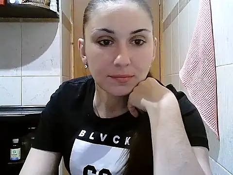 Snapshot of Yuliia30 chatting on September 26, 5:32 pm Yuliia30 online show from September 26, 5:32 pm
