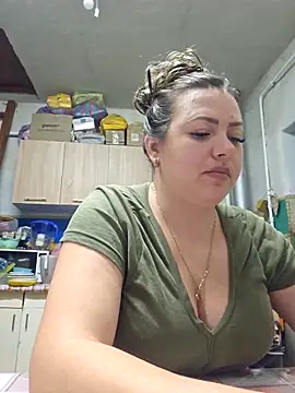 Snapshot of Jyleta chatting on October 4, 9:08 pm Jyleta online show from October 4, 9:08 pm