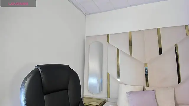 Salmaportman69 online show from February 20, 1:23 pm