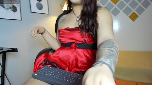 Snapshot of kathepickmanx chatting on October 23, 3:56 am kathepickmanx online show from October 23, 3:56 am