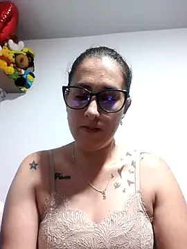 Snapshot of VIANKA_0917 chatting on October 31, 4:25 am VIANKA 0917 online show from October 31, 4:25 am