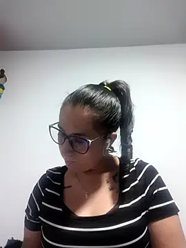 Snapshot of VIANKA_0917 chatting on October 11, 3:44 am VIANKA 0917 online show from October 11, 3:44 am