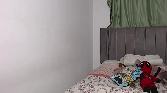 juli love11 online show from October 9, 2:26 am