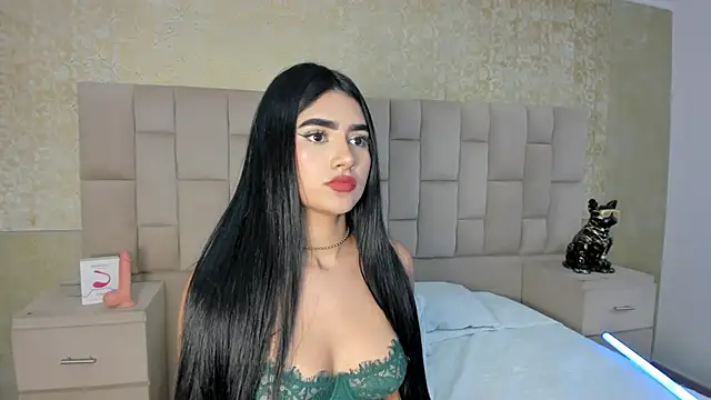 BellaaStorm online show from September 25, 5:11 pm