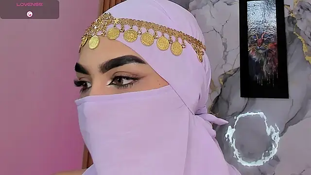 Maissa Alabi online show from April 16, 9:39 pm