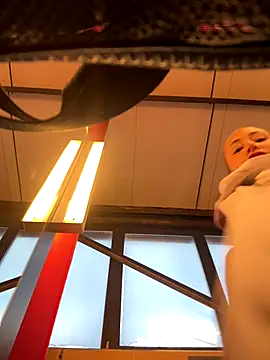 Black sweet Rose online show from January 6, 3:16 pm