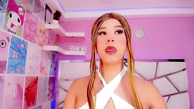 Snapshot of Vanessapintoo chatting on October 25, 12:57 pm Vanessapintoo online show from October 25, 12:57 pm