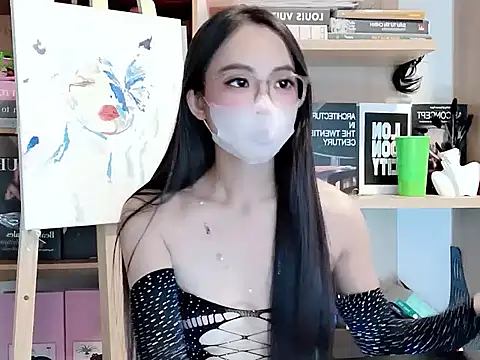 Snapshot of Lush-Office chatting on October 23, 8:09 am Lush-Office online show from October 23, 8:09 am