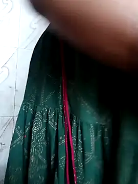 Snapshot of Haseena_Baby chatting on September 21, 8:02 am Haseena Baby online show from September 21, 8:02 am