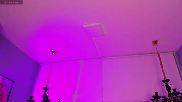 Aitana Hilton  online show from January 15, 12:00 pm