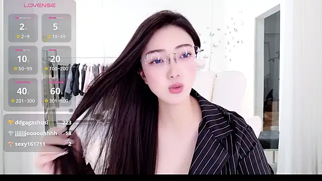 miaomiao-777 online show from November 24, 4:14 am