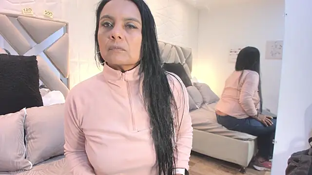 Snapshot of raquell_moore chatting on September 11, 12:27 pm raquell moore online show from September 11, 12:27 pm