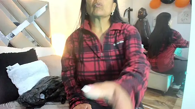 Snapshot of raquell_moore chatting on October 29, 11:58 am raquell moore online show from October 29, 11:58 am