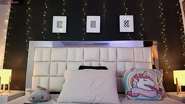 anastasia windel online show from October 4, 7:40 pm