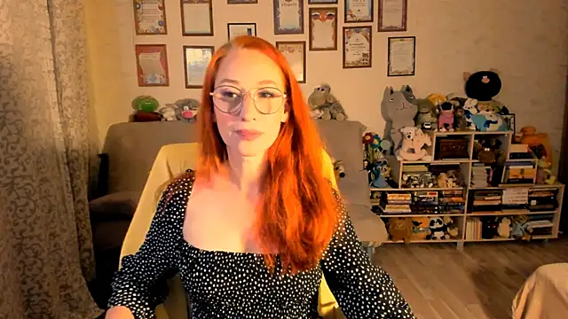 red rocco online show from October 10, 4:45 pm