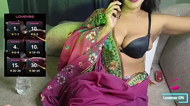 Snapshot of Bengali_Cute_Girl chatting on October 21, 11:14 am Bengali Cute Girl online show from October 21, 11:14 am