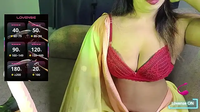 Snapshot of Bengali_Cute_Girl chatting on October 10, 6:02 pm Bengali Cute Girl online show from October 10, 6:02 pm