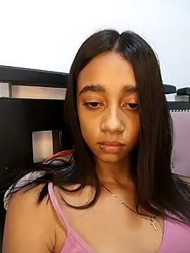 Zoe Sweett18 online show from March 26, 2:03 am