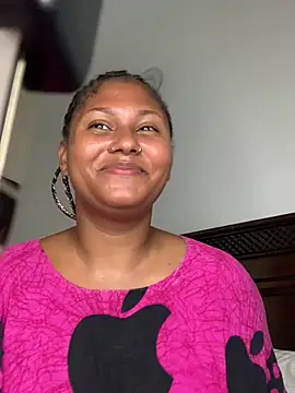 madell online show from March 19, 6:07 am