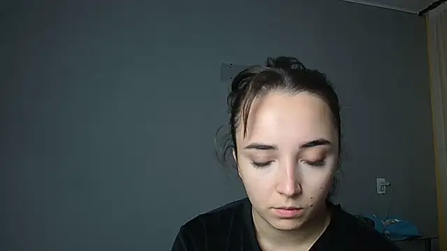 Snapshot of Eva_Gloryy chatting on October 15, 1:03 pm Eva Gloryy online show from October 15, 1:03 pm